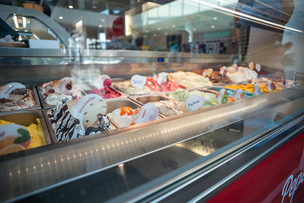 Exploring The Innovation And Indulgence of Commercial Ice Cream Machines